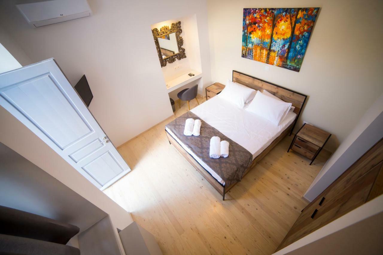 Hotel One Three One - In The Heart Of Atene Esterno foto