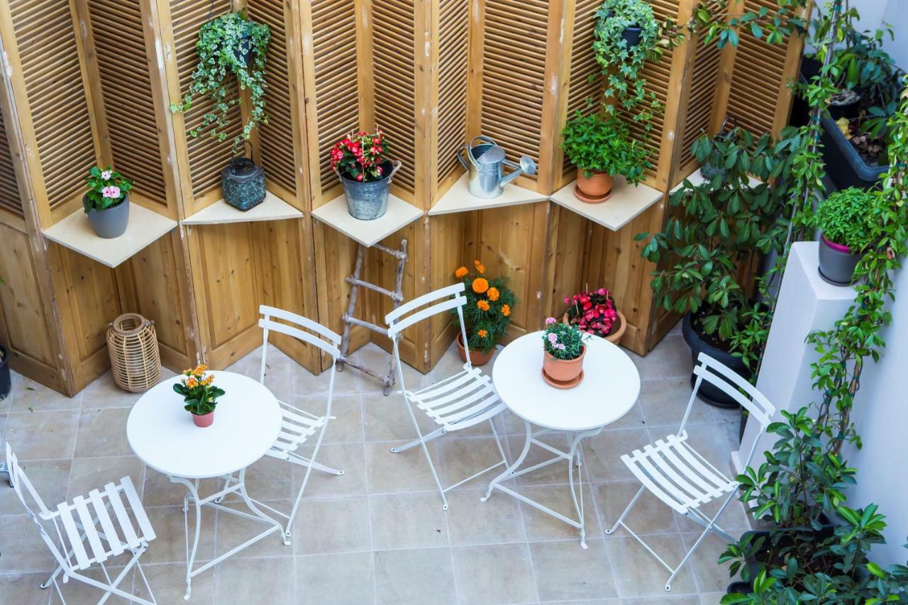 Hotel One Three One - In The Heart Of Atene Esterno foto